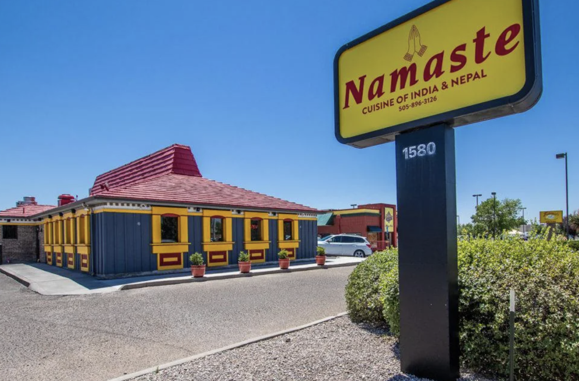 20 Buildings That Obviously Used to Be Pizza Huts